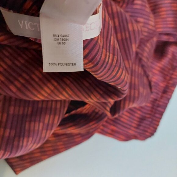 Victoria Secret Red Pijamas Size L Satin Silky Top/ Bottom Set Sleepwear Comfort - Picture 12 of 12